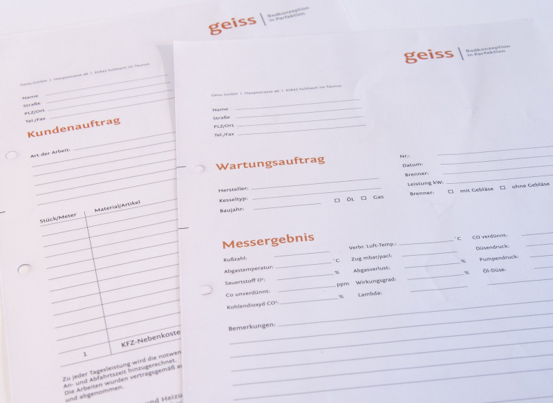 Kundenauftrag und Wartungsbogen