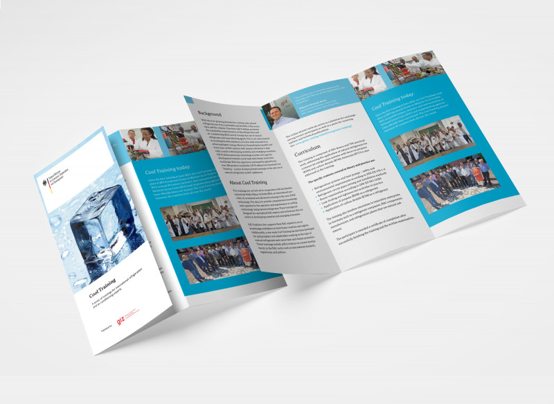 Abbildung eines 6-seitigen Flyers